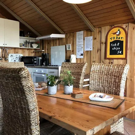 Modern Apartment Near Beach In Holnis 公寓 *